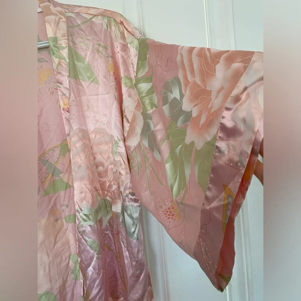 Satin Robe - Picture 3 of 3